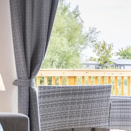 Mallard - Stunning With Hot Tub Holiday home