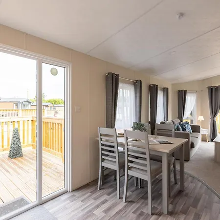 Holiday home Mallard - Stunning With Hot Tub