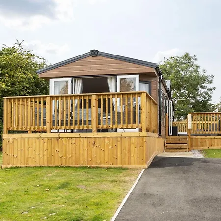 Holiday home Mallard - Stunning With Hot Tub